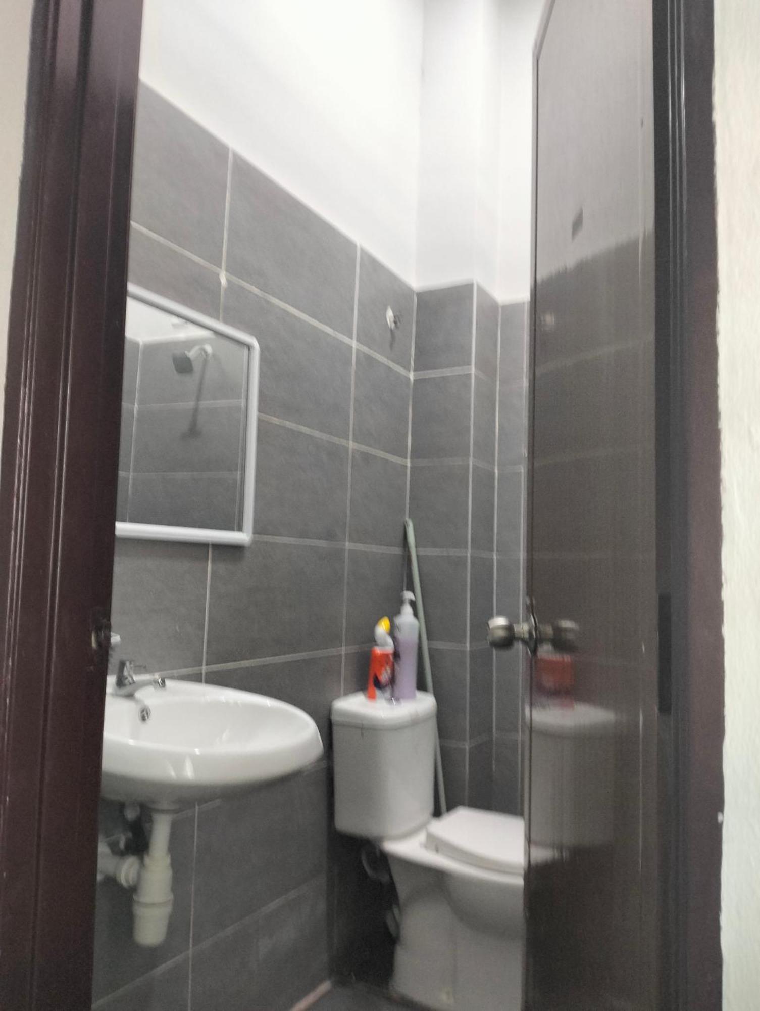 D'Sara Homestay Fully Furnished 3 Bedrooms All Aircond 2 Miles Centre Chukai المظهر الخارجي الصورة